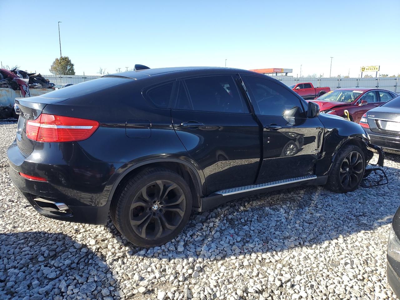 2011 BMW X6 - Image 3