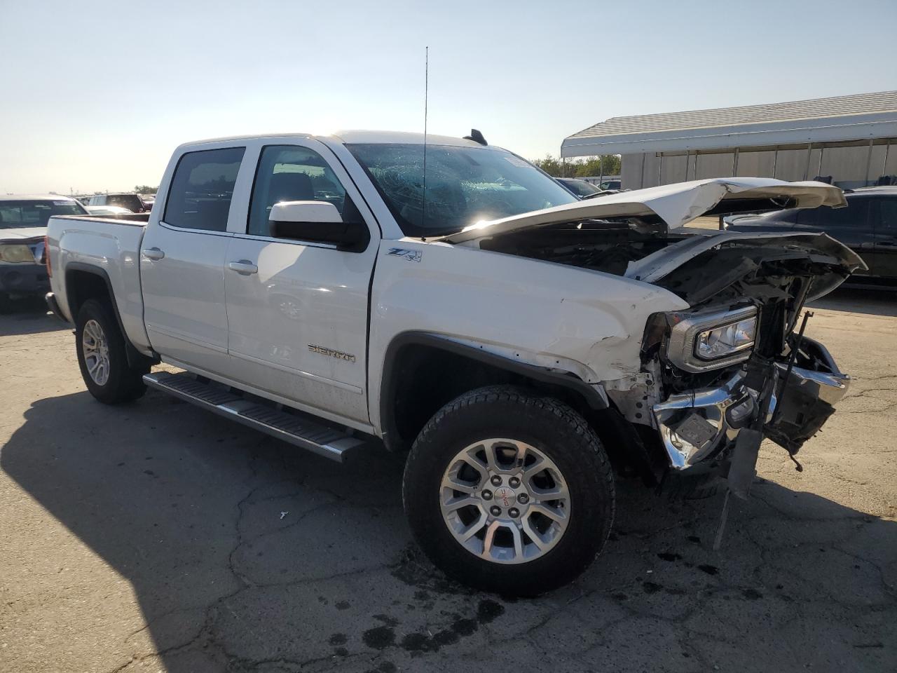 2017 GMC Sierra - Image 4