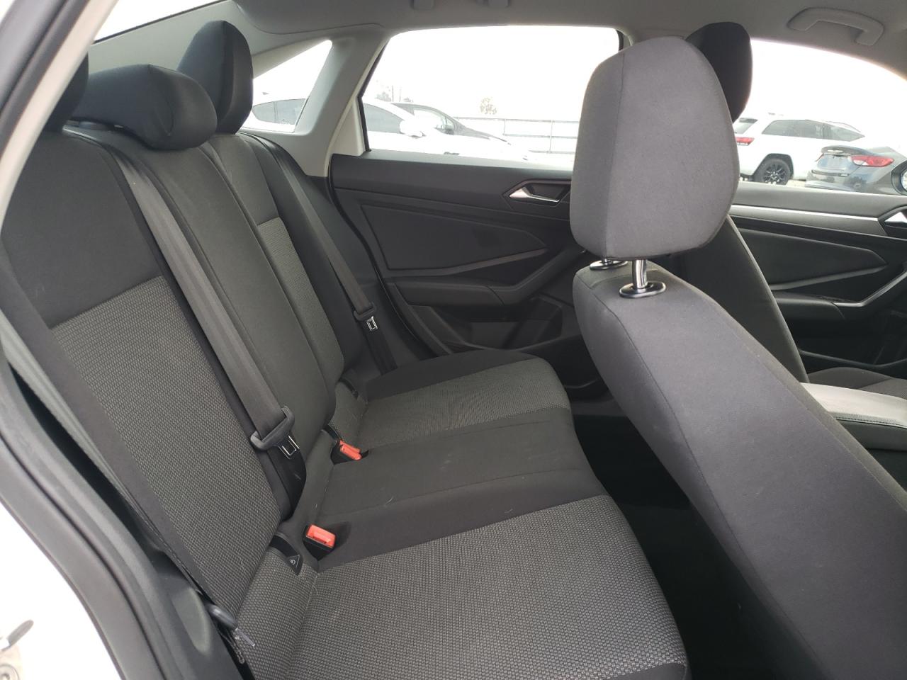 2019 Volkswagen Jetta - Image 10