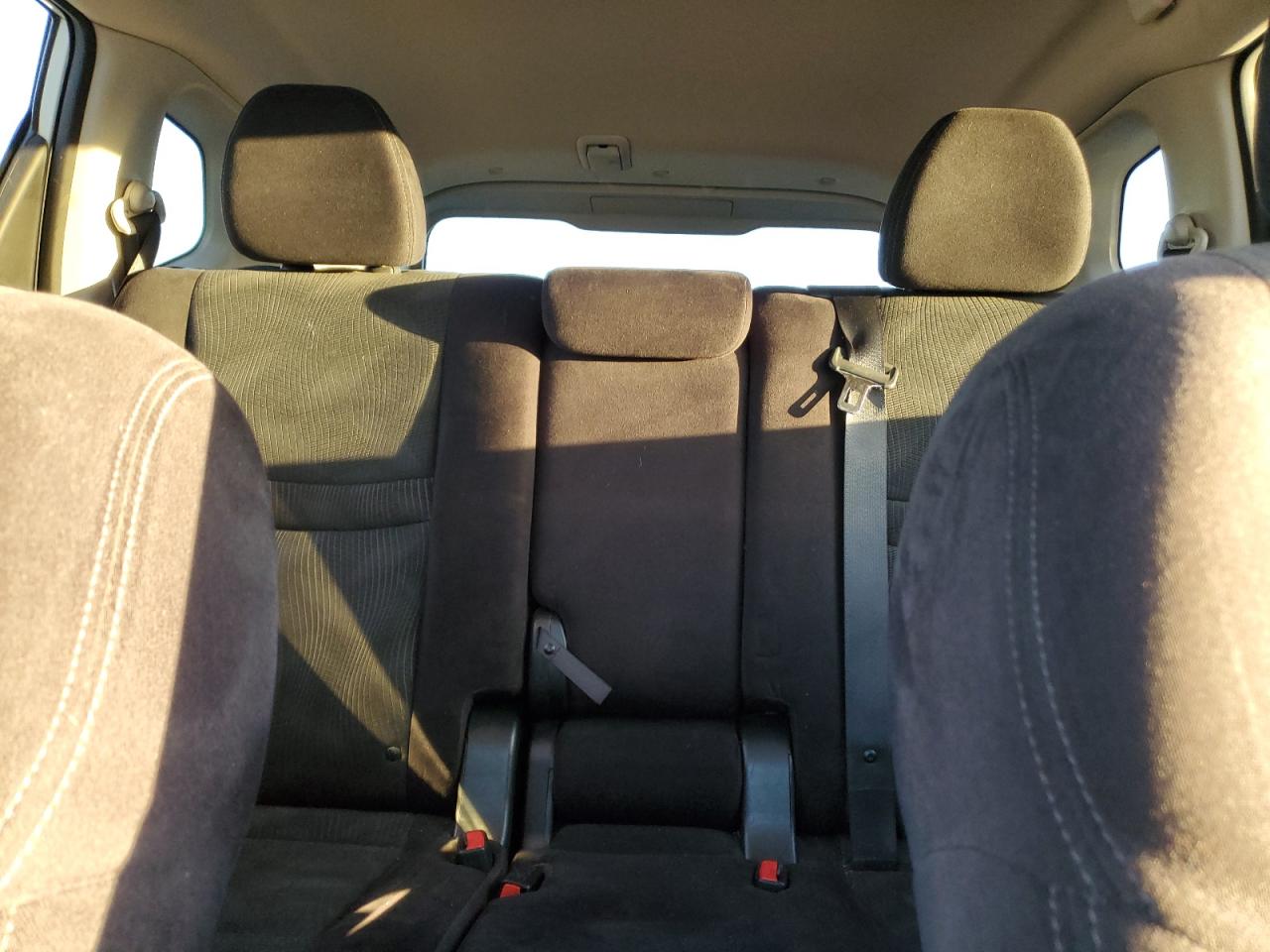 2015 Nissan Rogue - Image 10