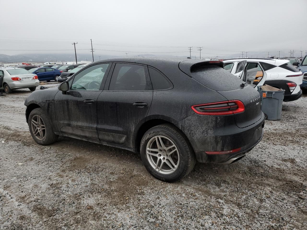 2018 Porsche Macan - Image 2