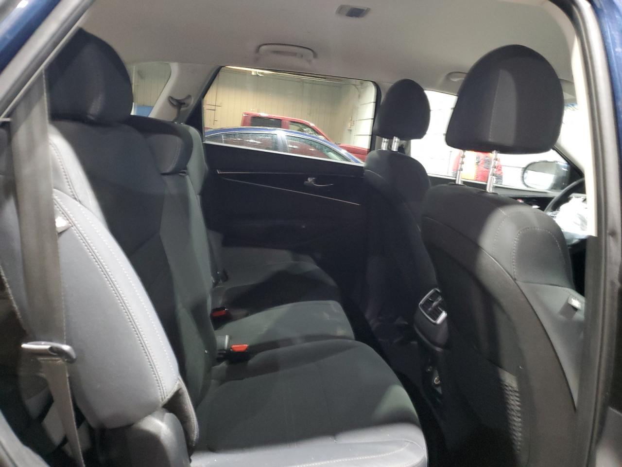 2019 Kia Sorento - Image 11