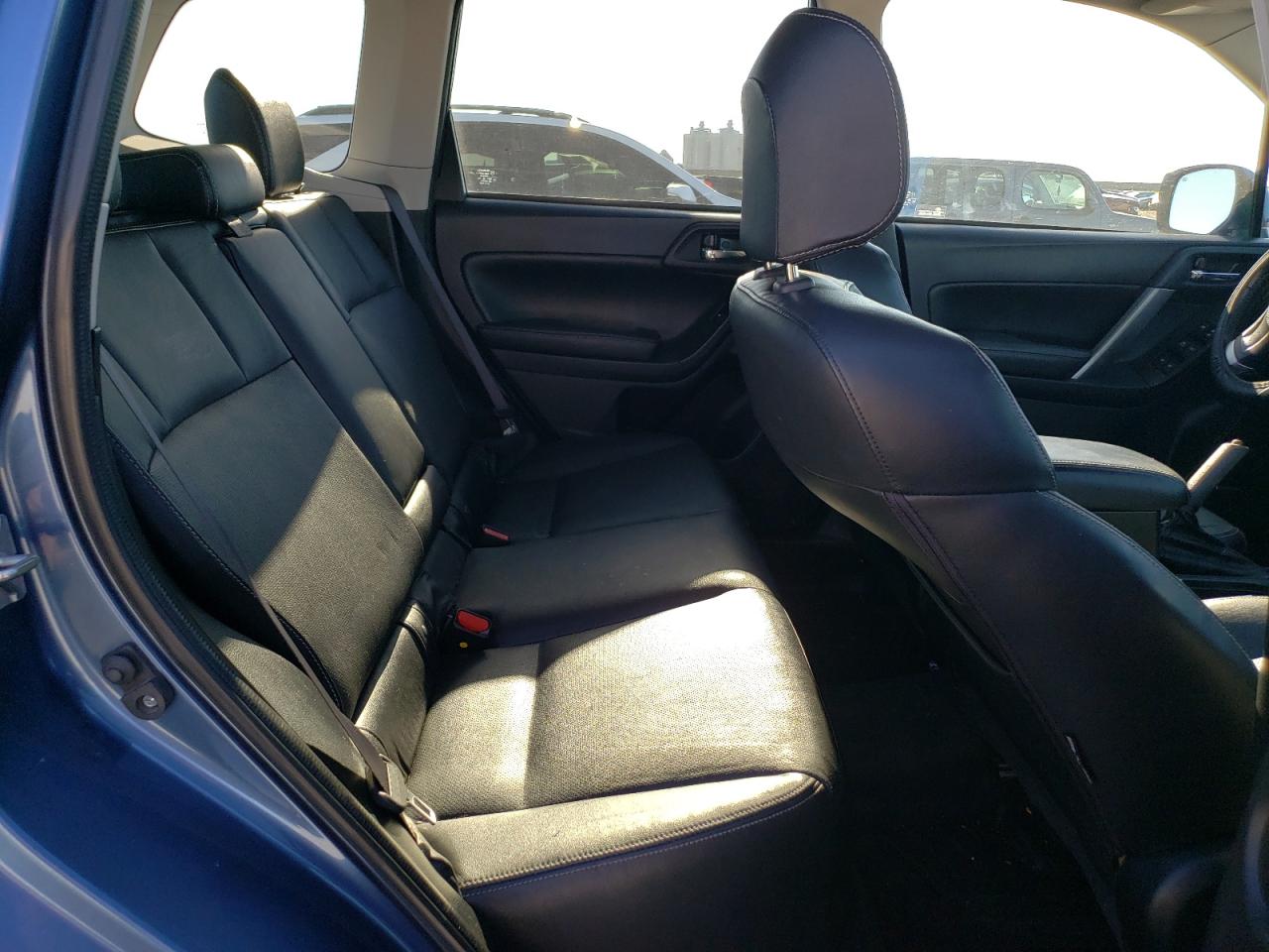 2015 Subaru Forester - Image 11