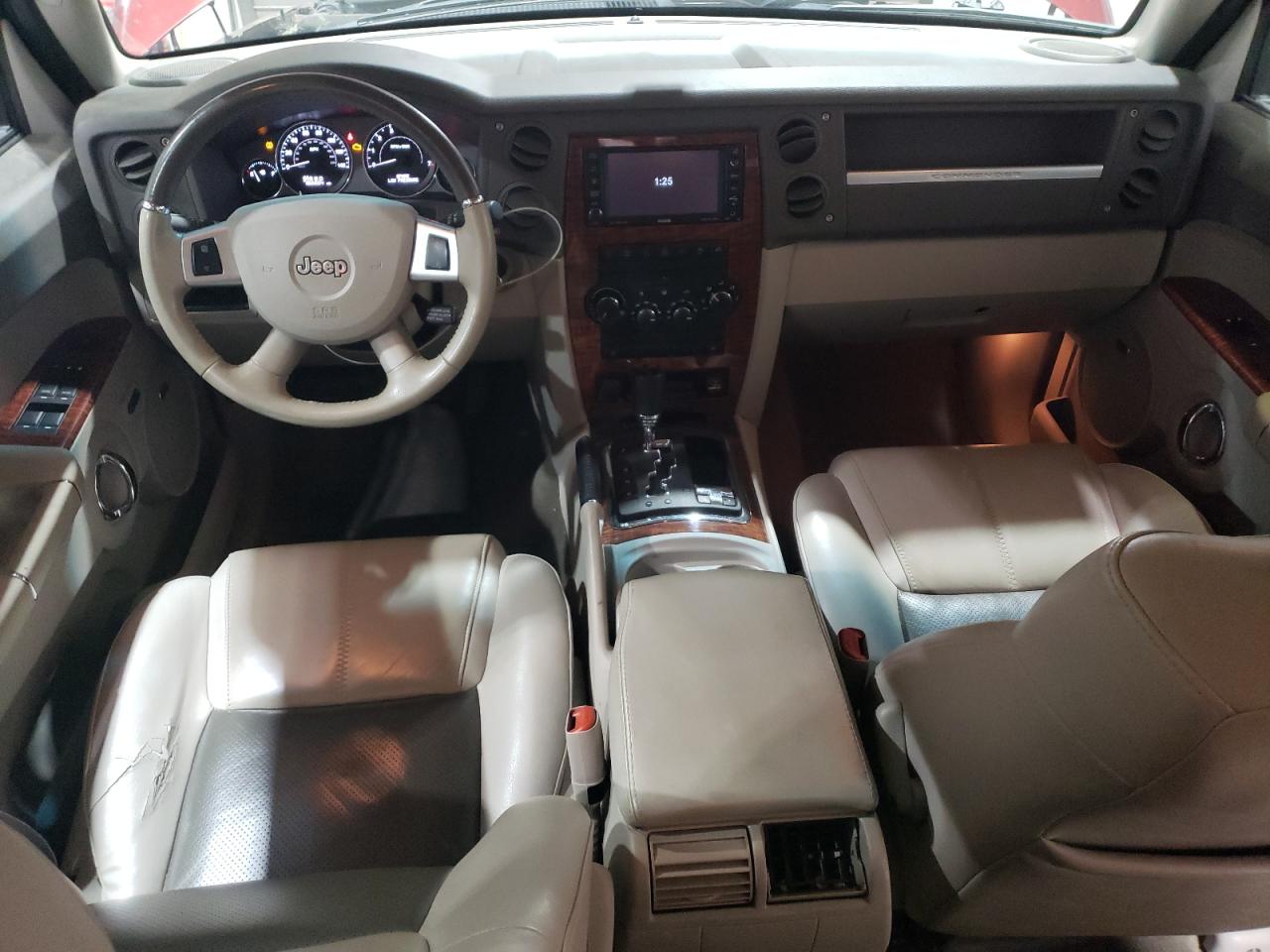 2008 Jeep Commander - Image 8