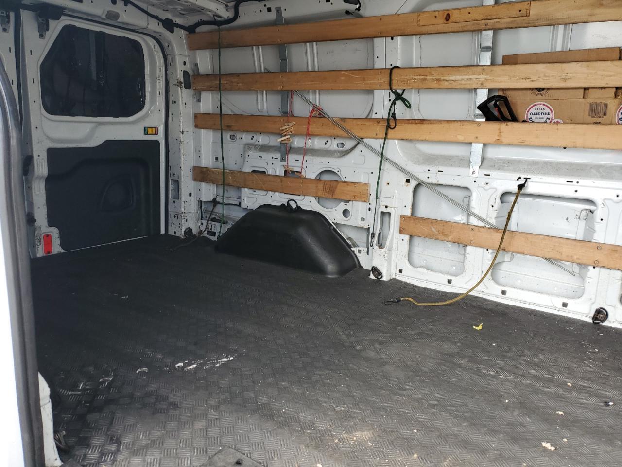 2016 Ford Transit - Image 11