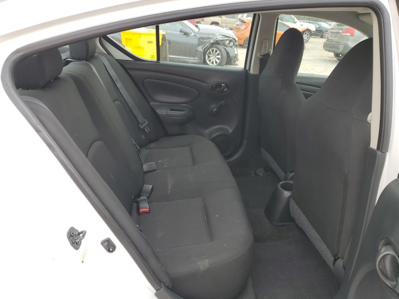 2017 Nissan Versa - Image 10