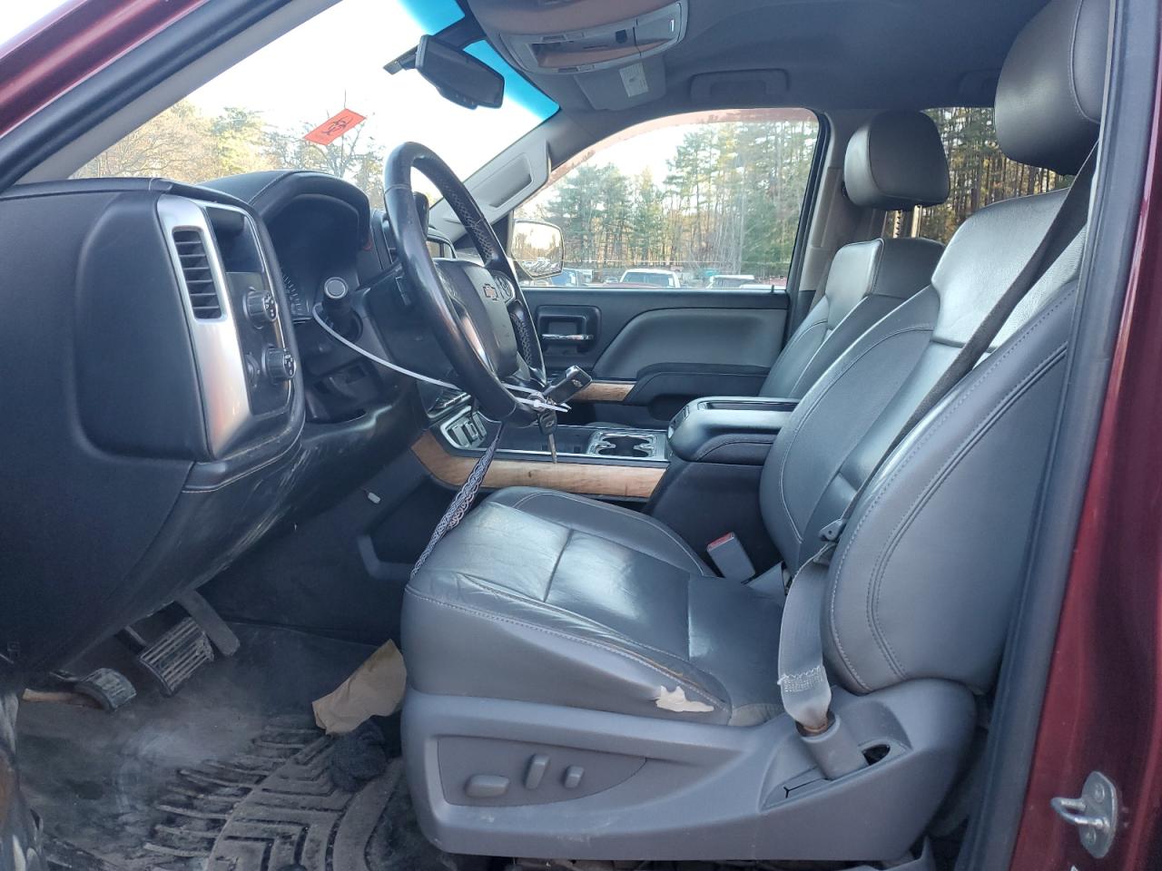 2014 Chevrolet Silverado - Image 7