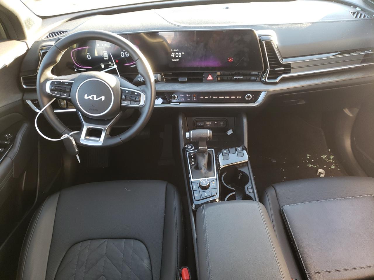 2024 Kia Sportage - Image 8