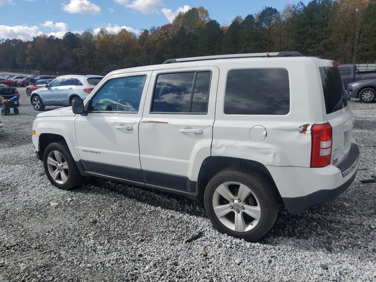2012 Jeep Liberty (Patriot) - Image 2