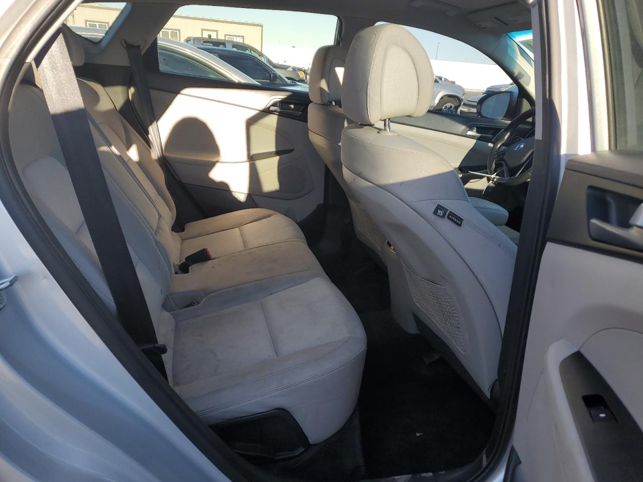 2017 Hyundai Tucson - Image 10