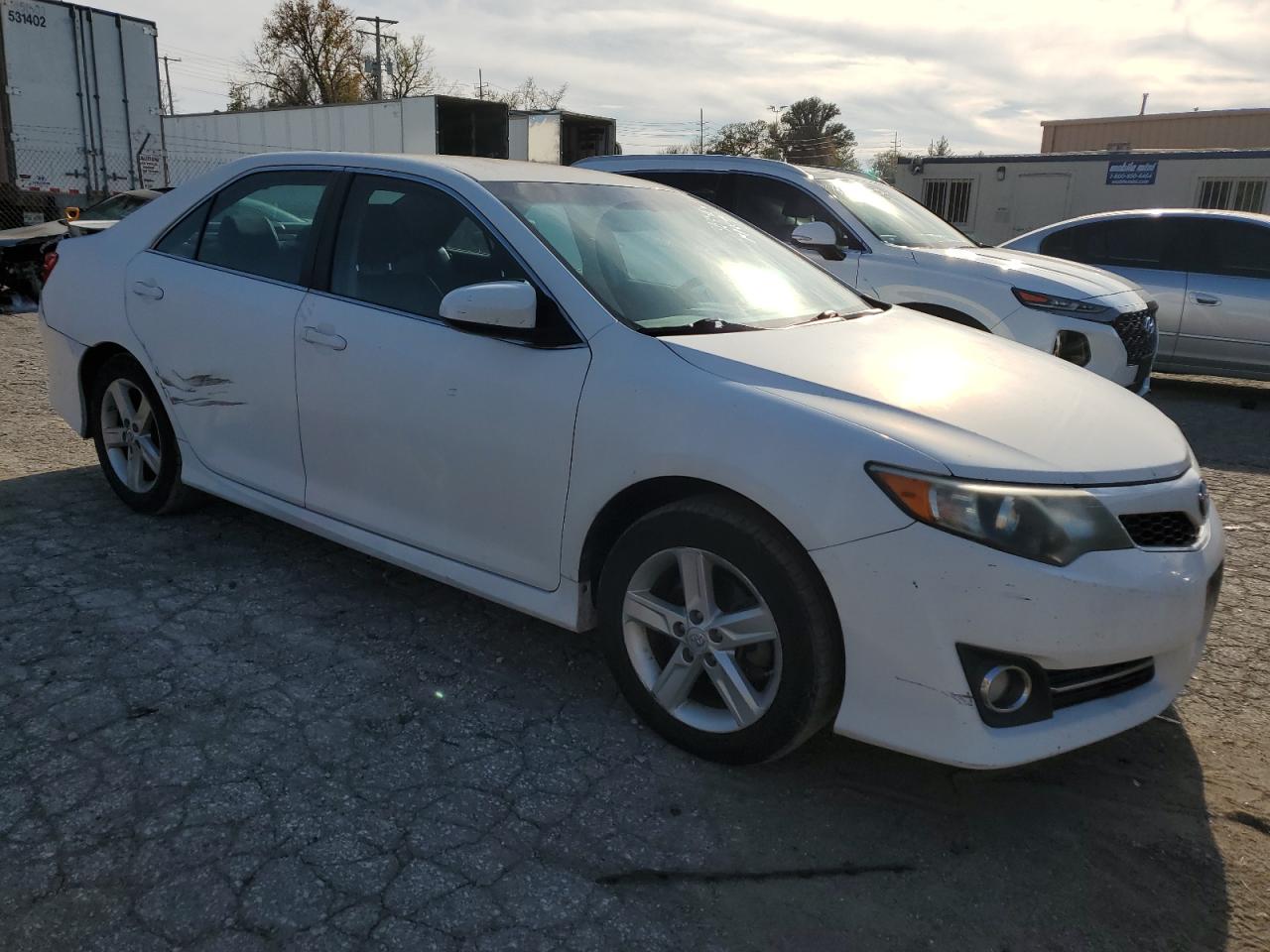 2014 Toyota Camry - Image 4