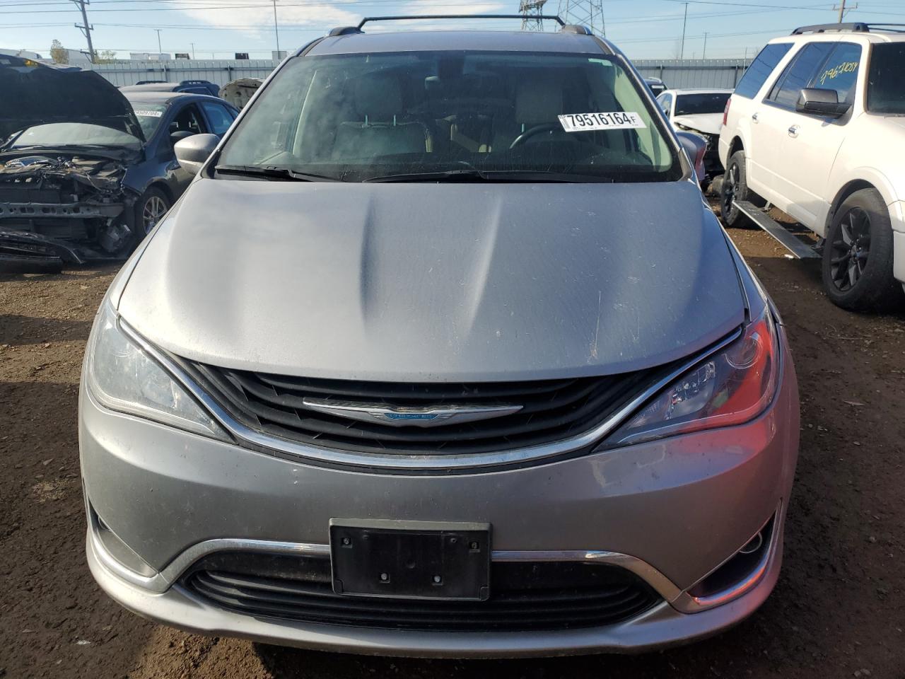 VIN 2C4RC1L70JR364956 2018 CHRYSLER PACIFICA no.5