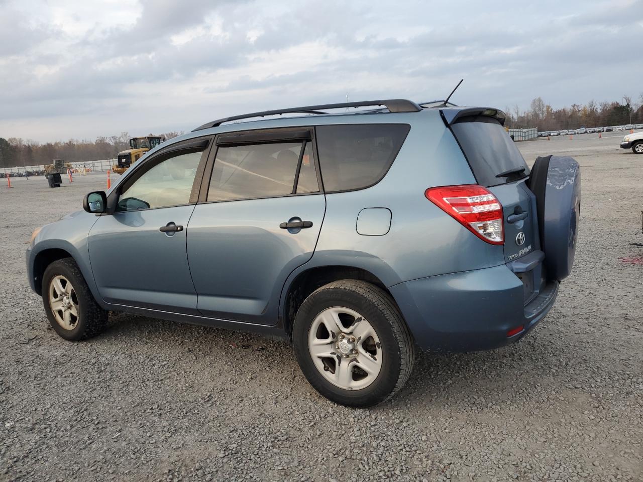 2010 Toyota RAV 4 - Image 2