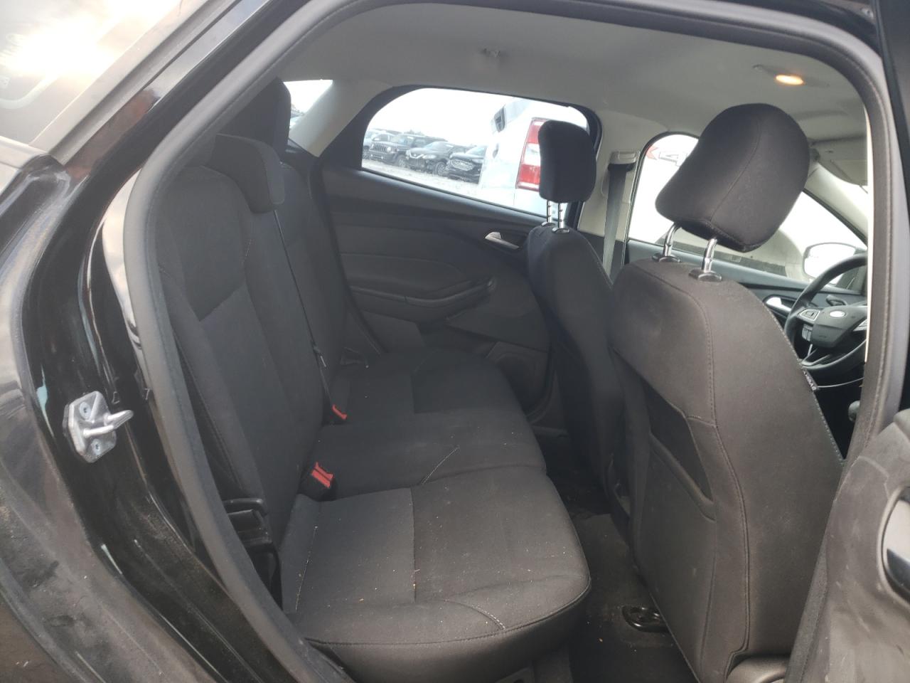 2016 Ford Focus - Image 10