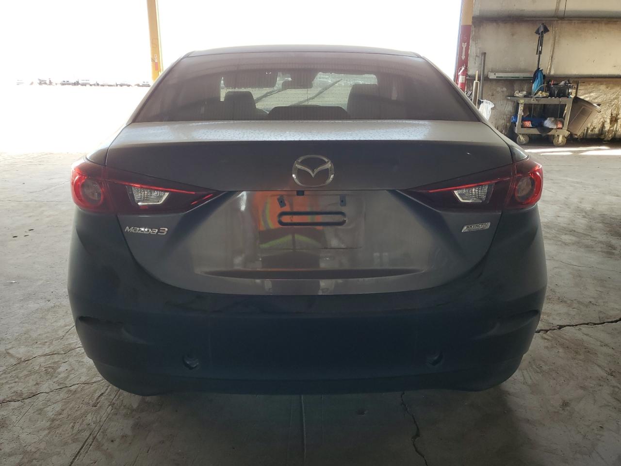 2018 Mazda 3 Sport VIN: 3MZBN1U78JM184008 Lot: 82155604