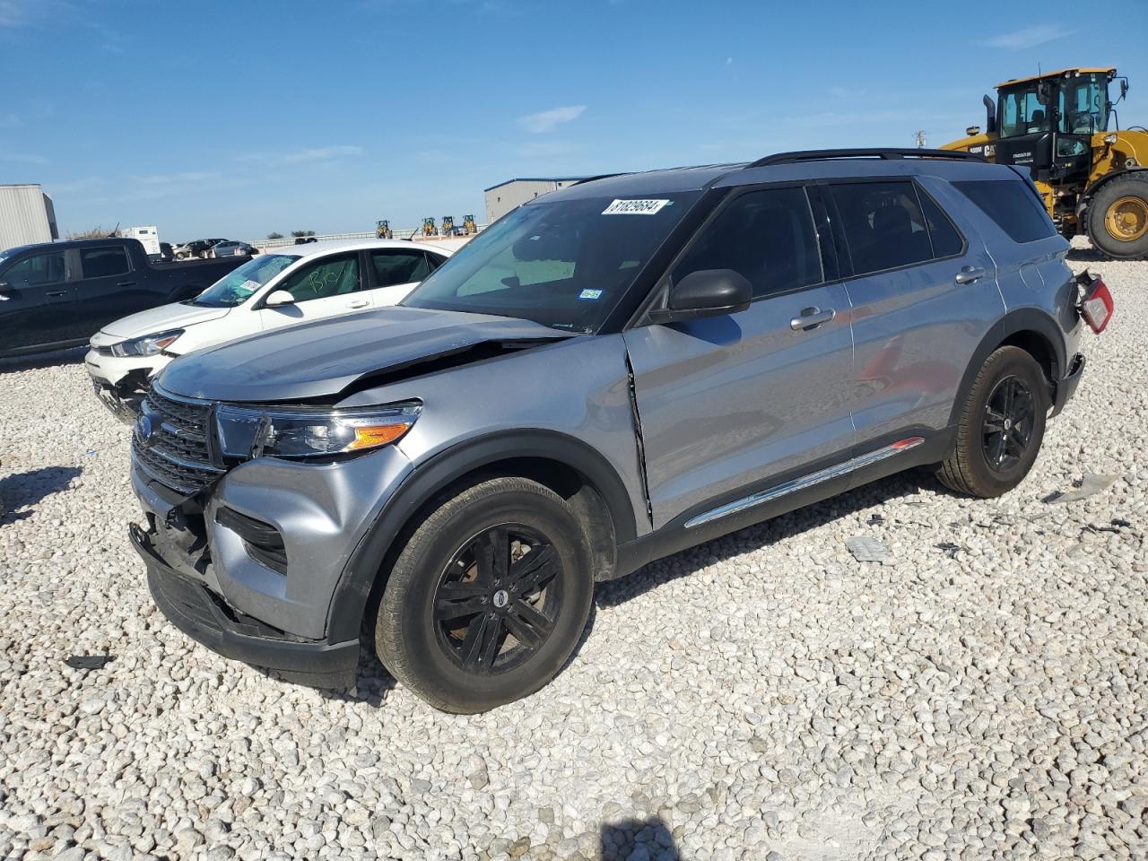 2022 Ford Explorer - Image 1
