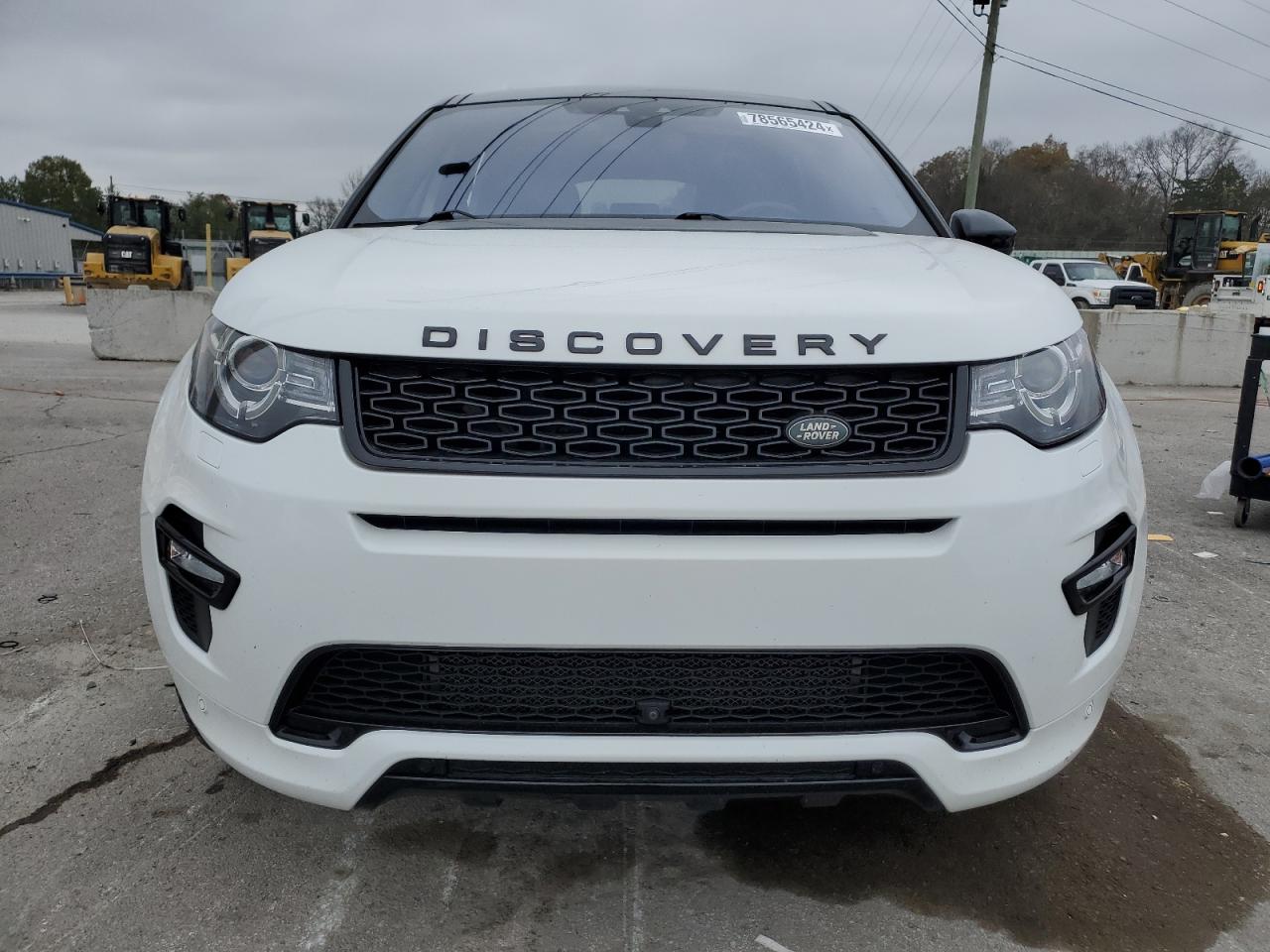 2017 Land Rover Discovery - Image 5
