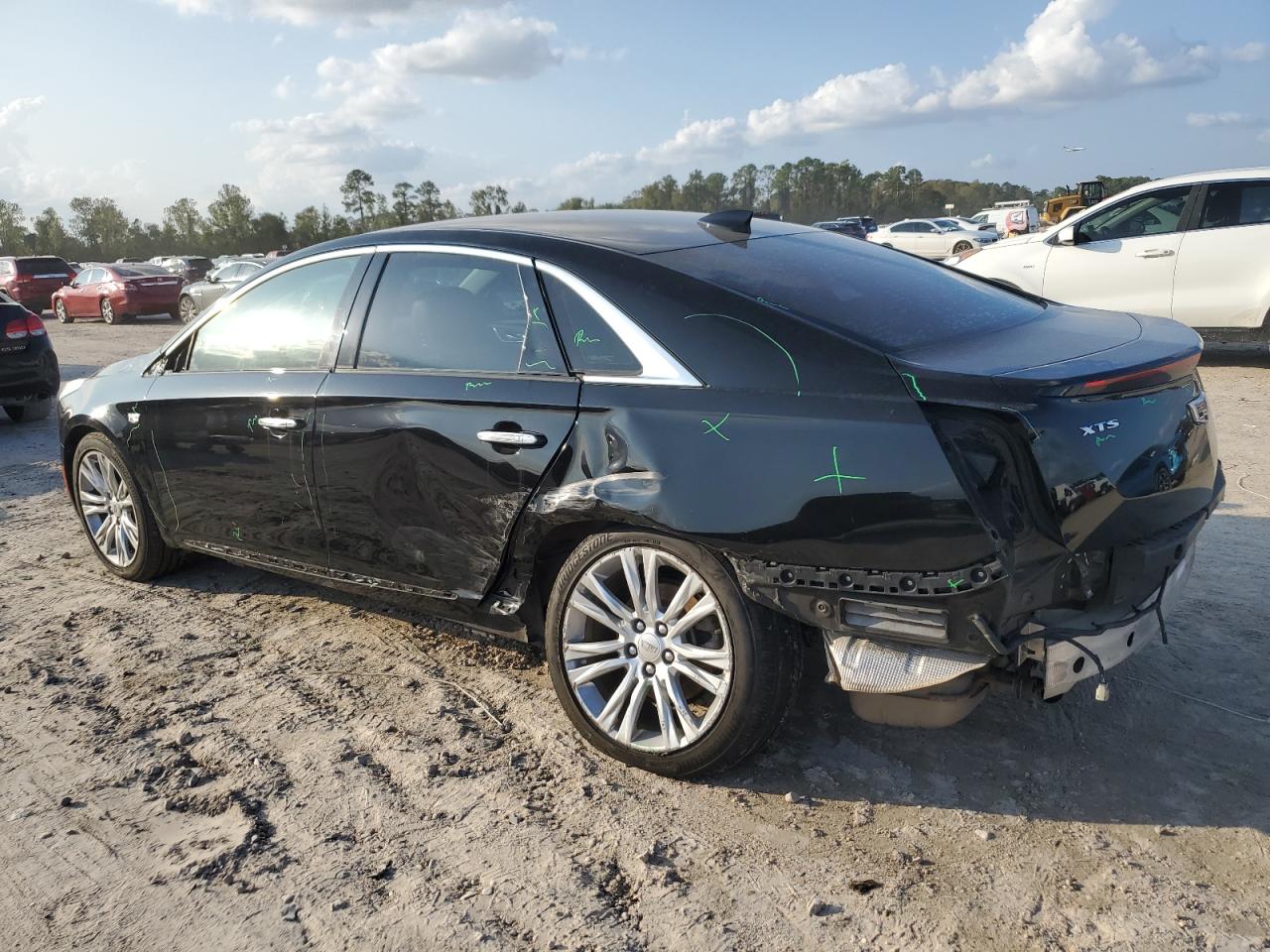 2019 Cadillac XTS - Image 2