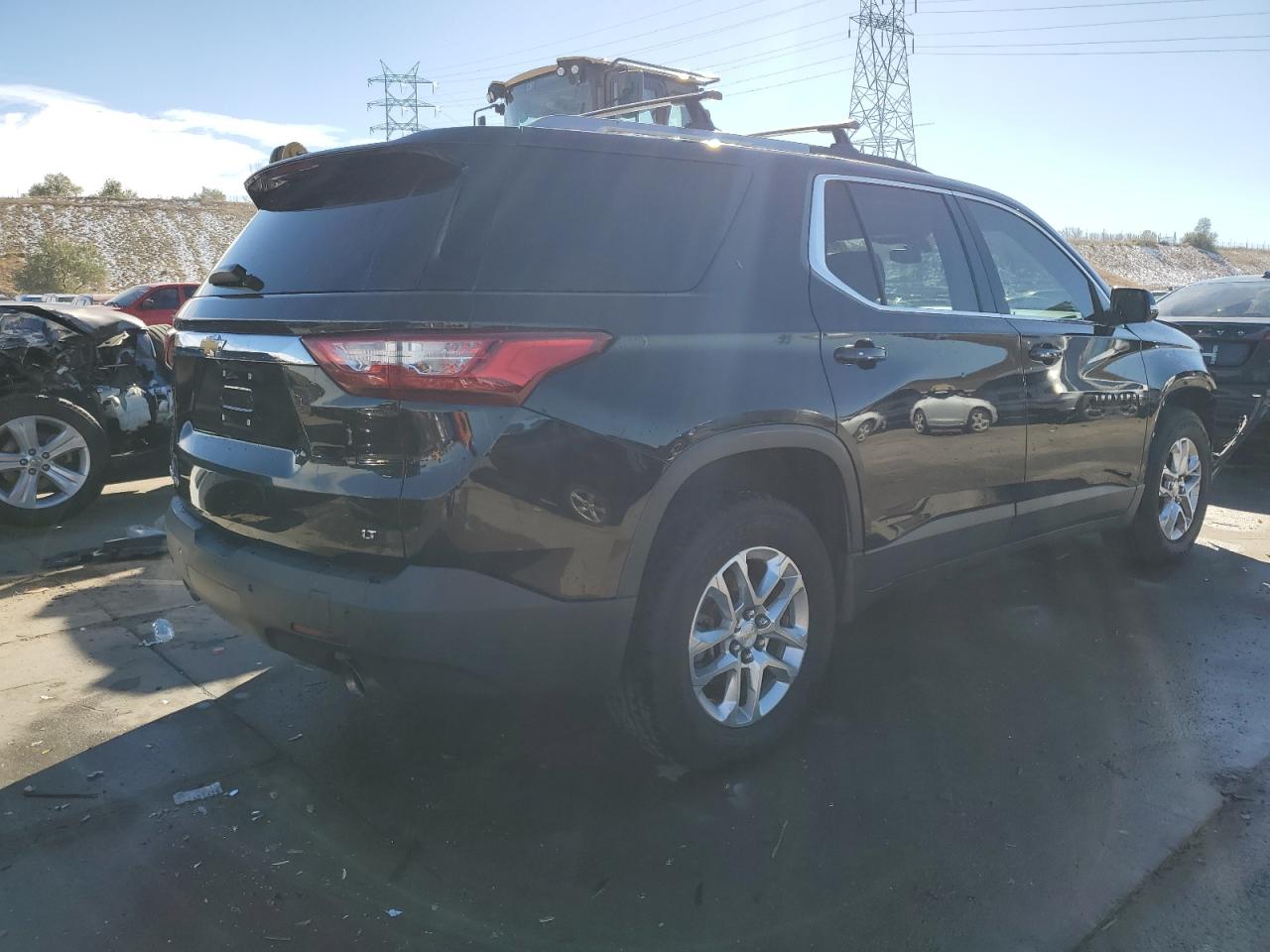 VIN 1GNEVGKW3JJ236663 2018 CHEVROLET TRAVERSE no.3