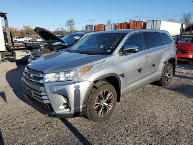 2017 Toyota Highlander Le იყიდება Bridgeton-ში, MO - Rear End