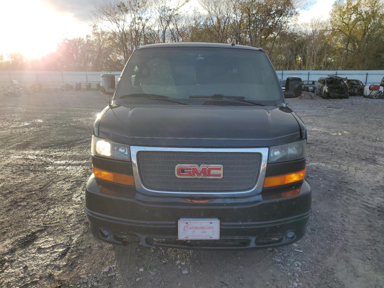 2012 GMC Savana - Image 5