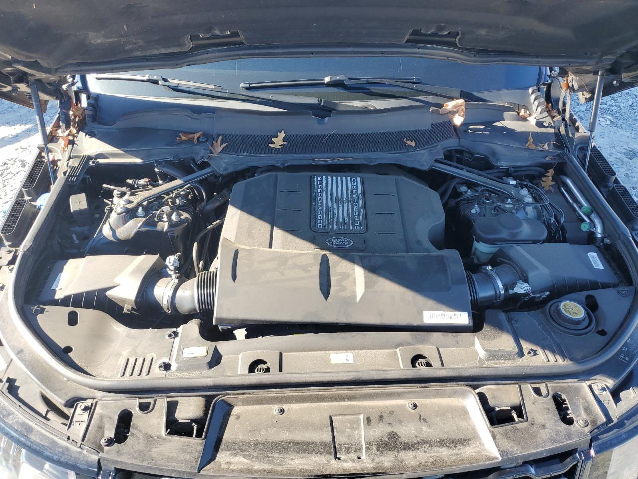 2019 Land Rover Range Rover - Image 12
