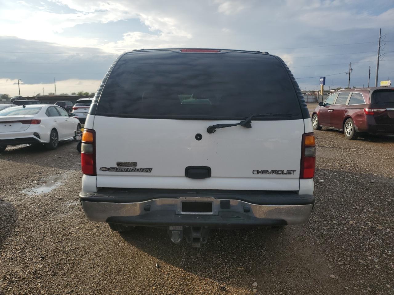 2002 Chevrolet Suburban C1500 VIN: 1GNEC16Z32J211058 Lot: 79877304