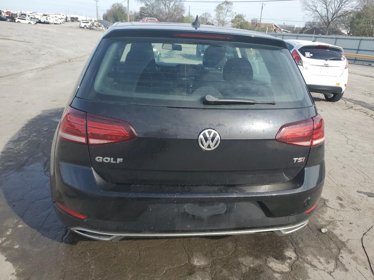 2018 Volkswagen Golf - Image 6