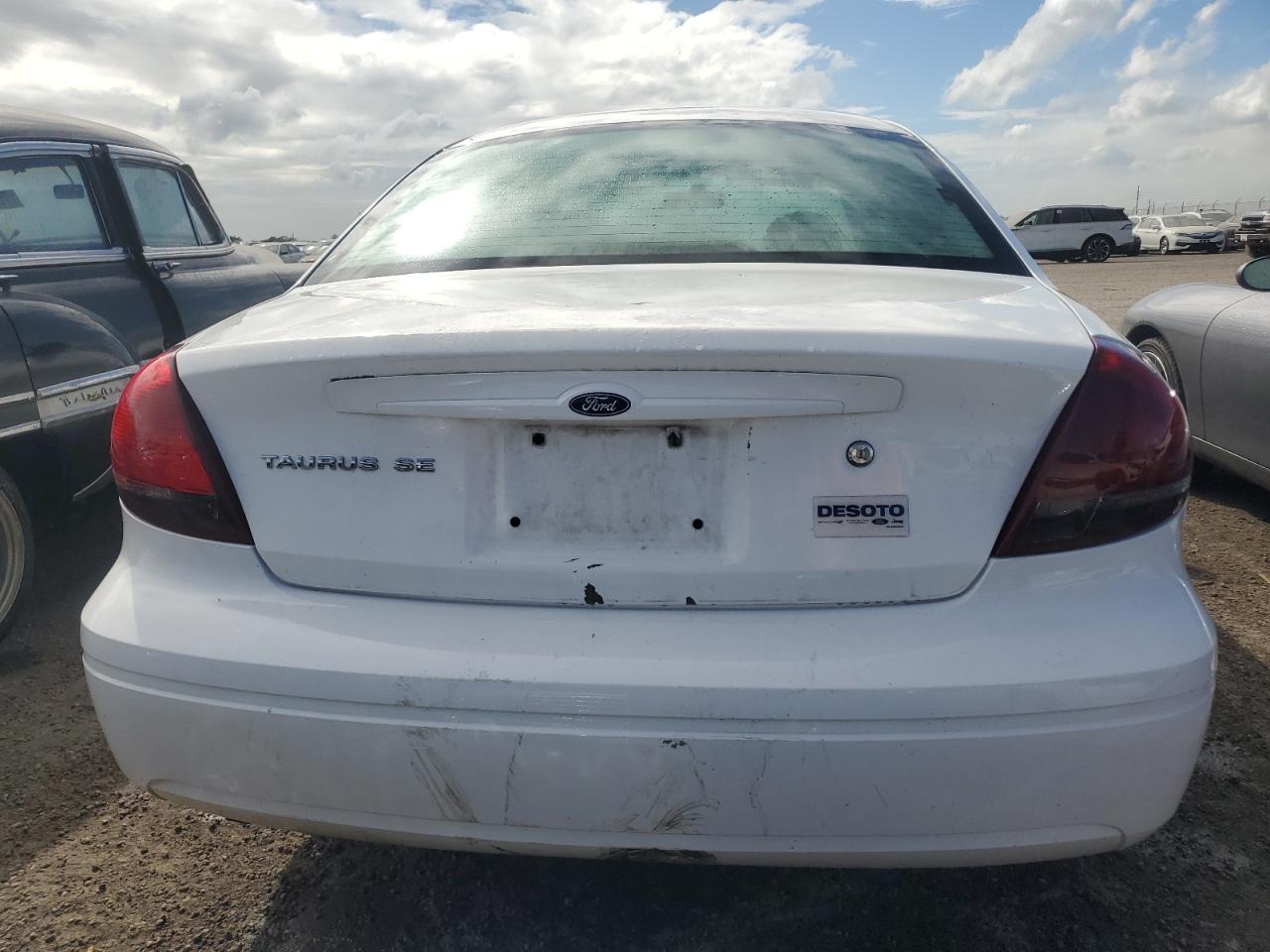 2006 Ford Taurus Se VIN: 1FAFP53U26A261611 Lot: 78937594