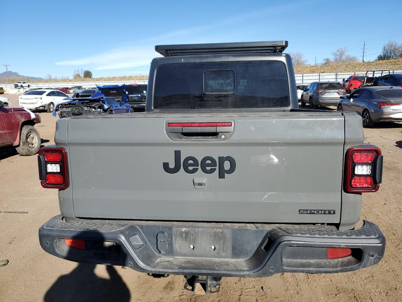 2020 Jeep Gladiator - Image 6