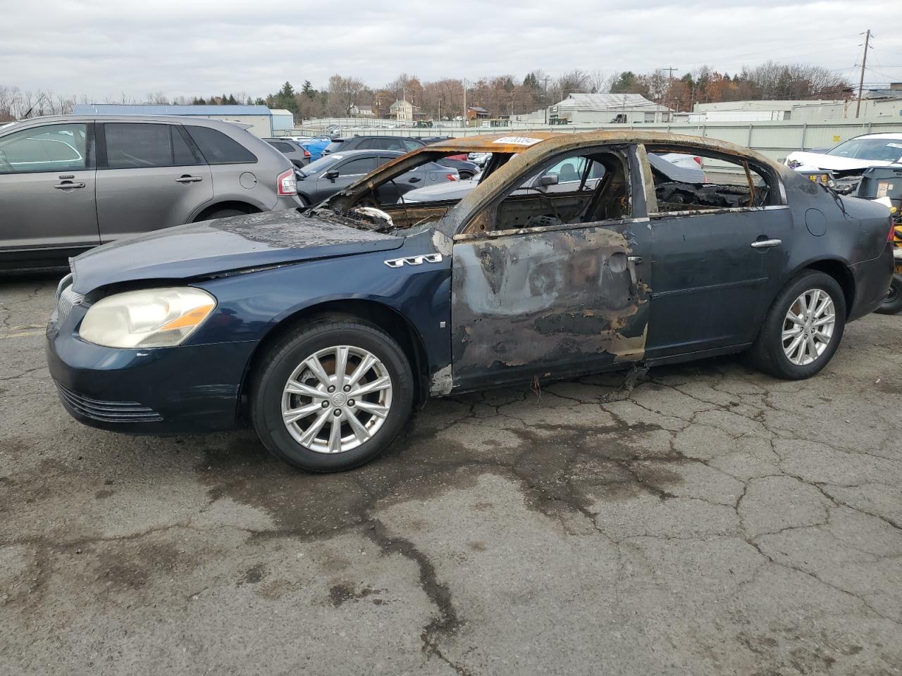 2009 Buick Lucerne Cx for Sale in Pennsburg, PA - Burn