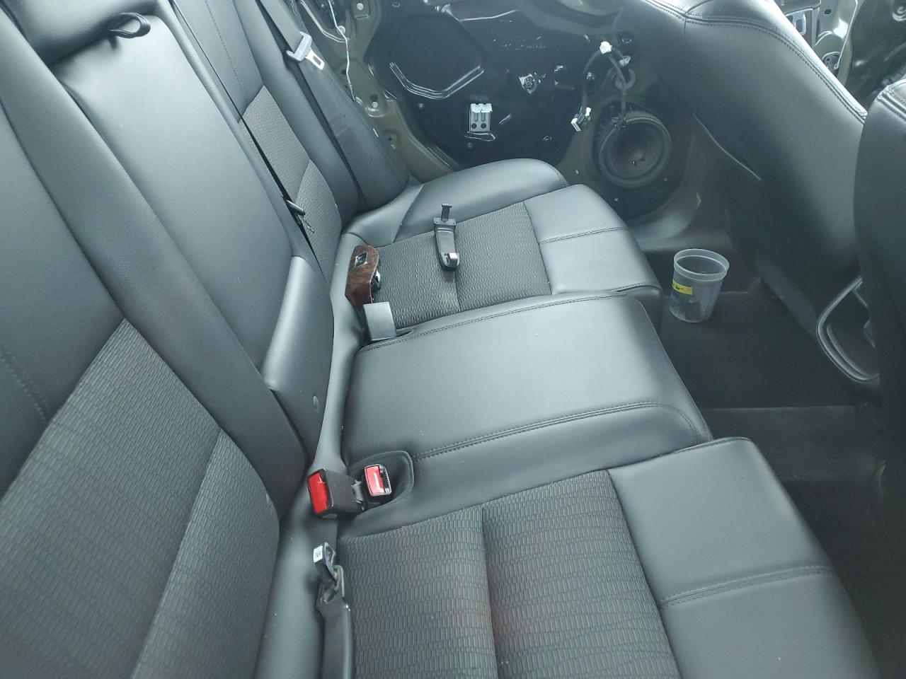 2014 Chevrolet Impala - Image 10