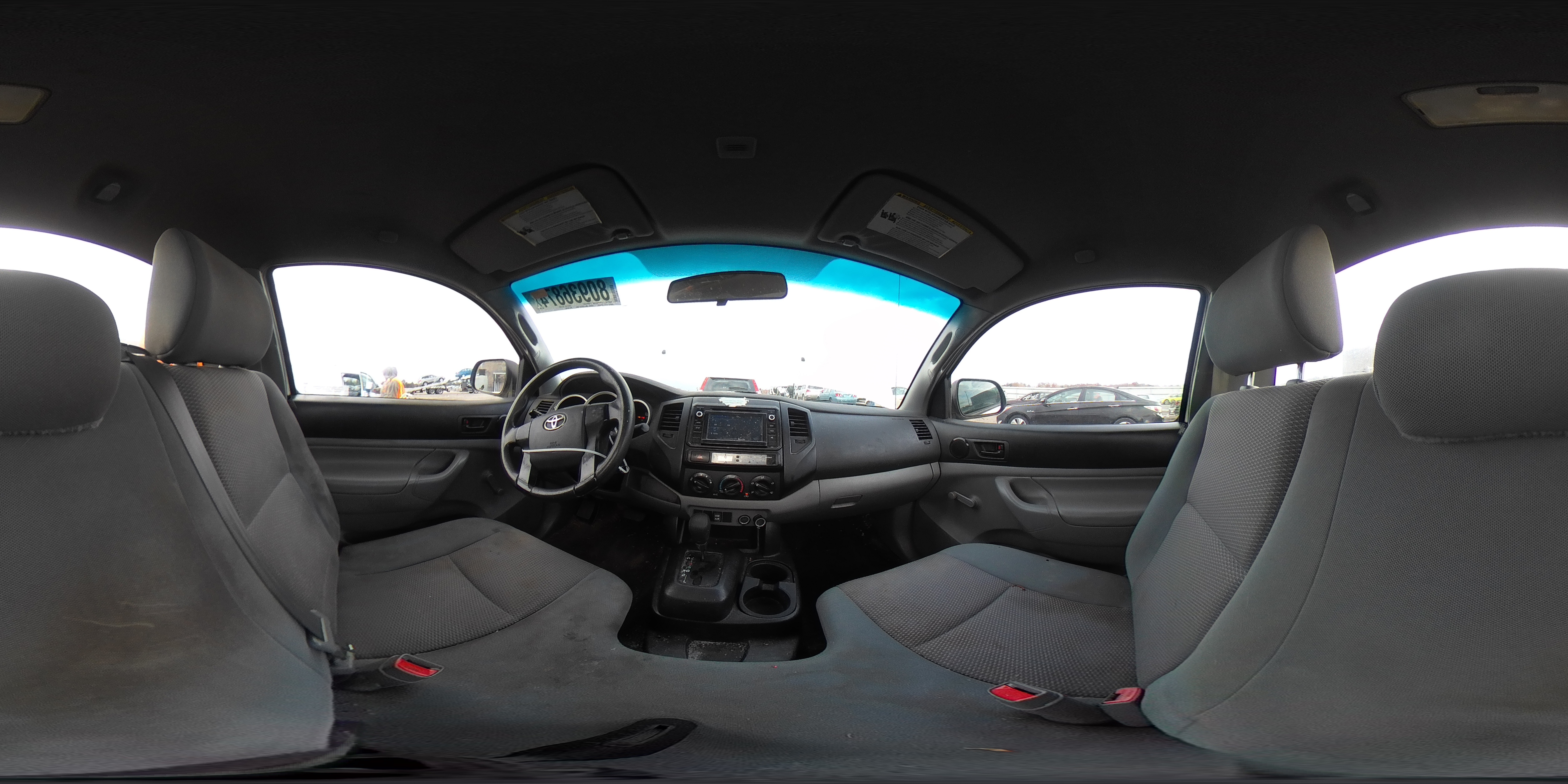 2014 Toyota Tacoma - Image 13