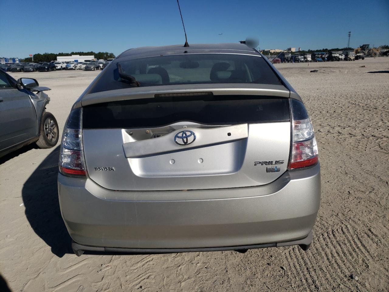 2005 Toyota Prius VIN: JTDKB20U057034648 Lot: 81648204