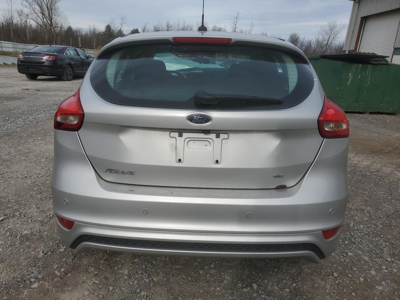 2015 Ford Focus Se VIN: 1FADP3K25FL363890 Lot: 80196214