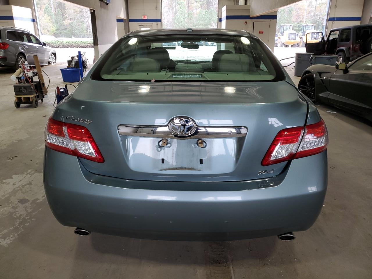 2011 Toyota Camry - Image 6