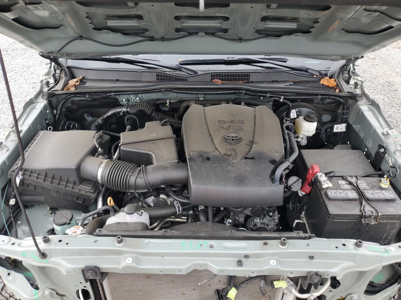 2022 Toyota Tacoma - Image 11