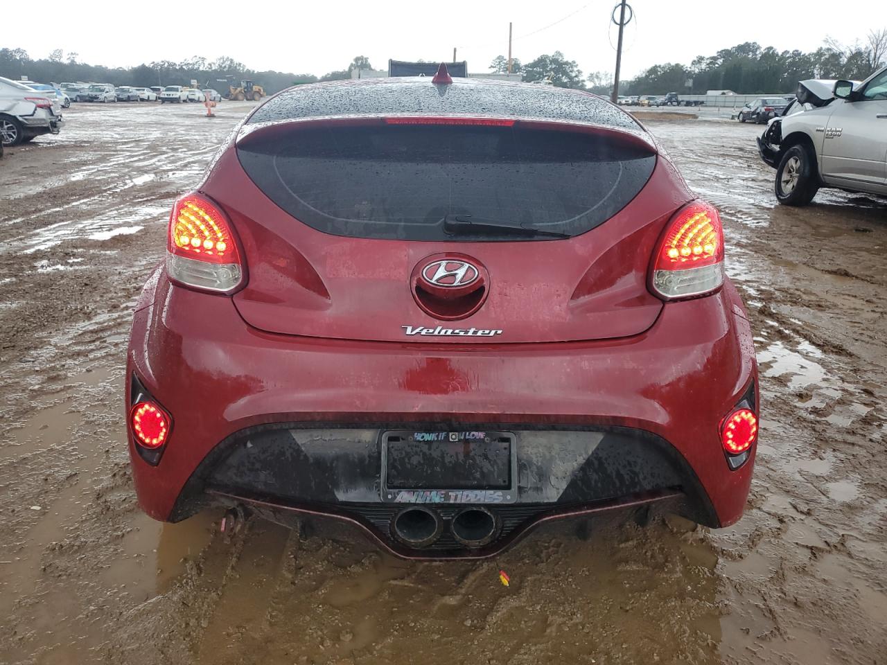 2013 Hyundai Veloster - Image 6