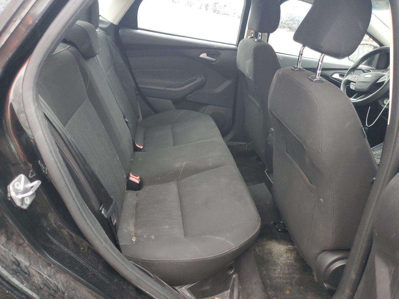 2015 Ford Focus Se VIN: 1FADP3F22FL219188 Lot: 80738594
