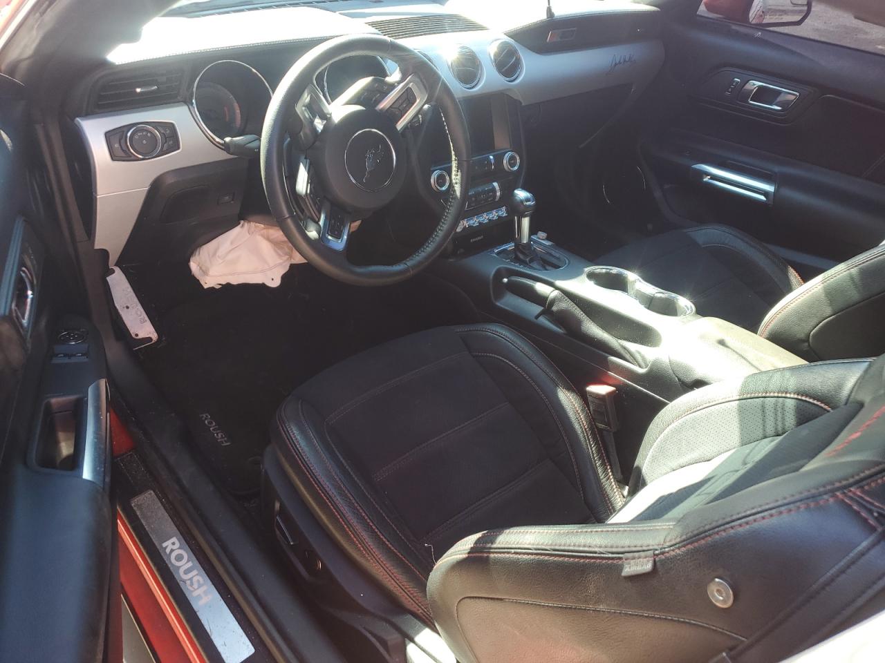 2016 Ford Mustang - Image 8