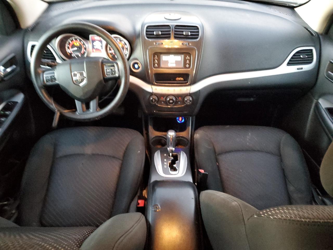 2011 Dodge Journey - Image 8