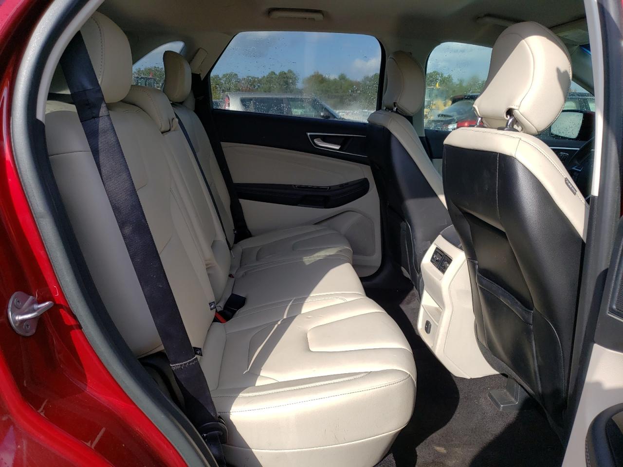 2018 Ford Edge - Image 11