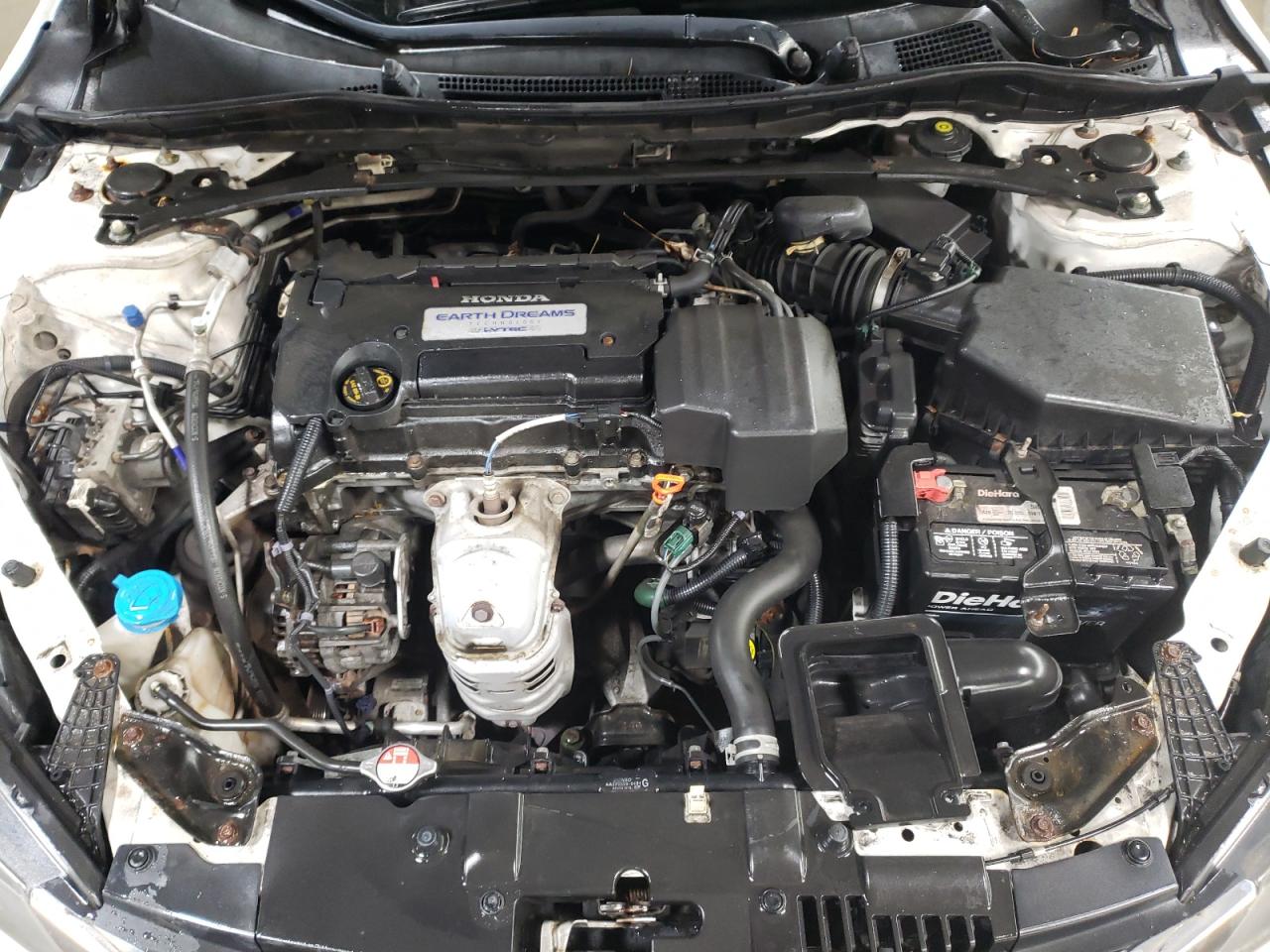 2013 Honda Accord - Image 11