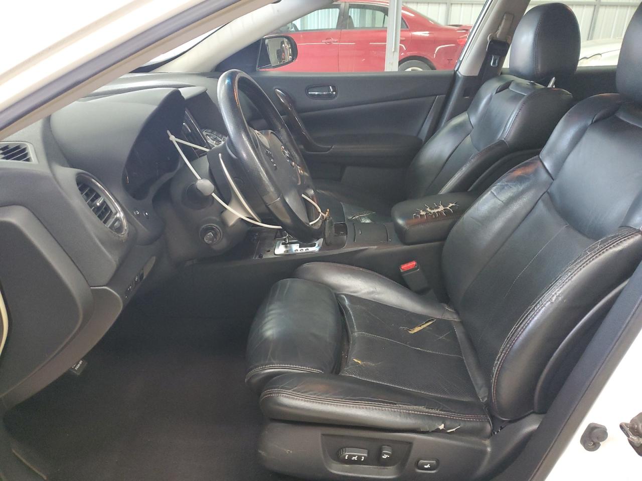 2010 Nissan Maxima - Image 7