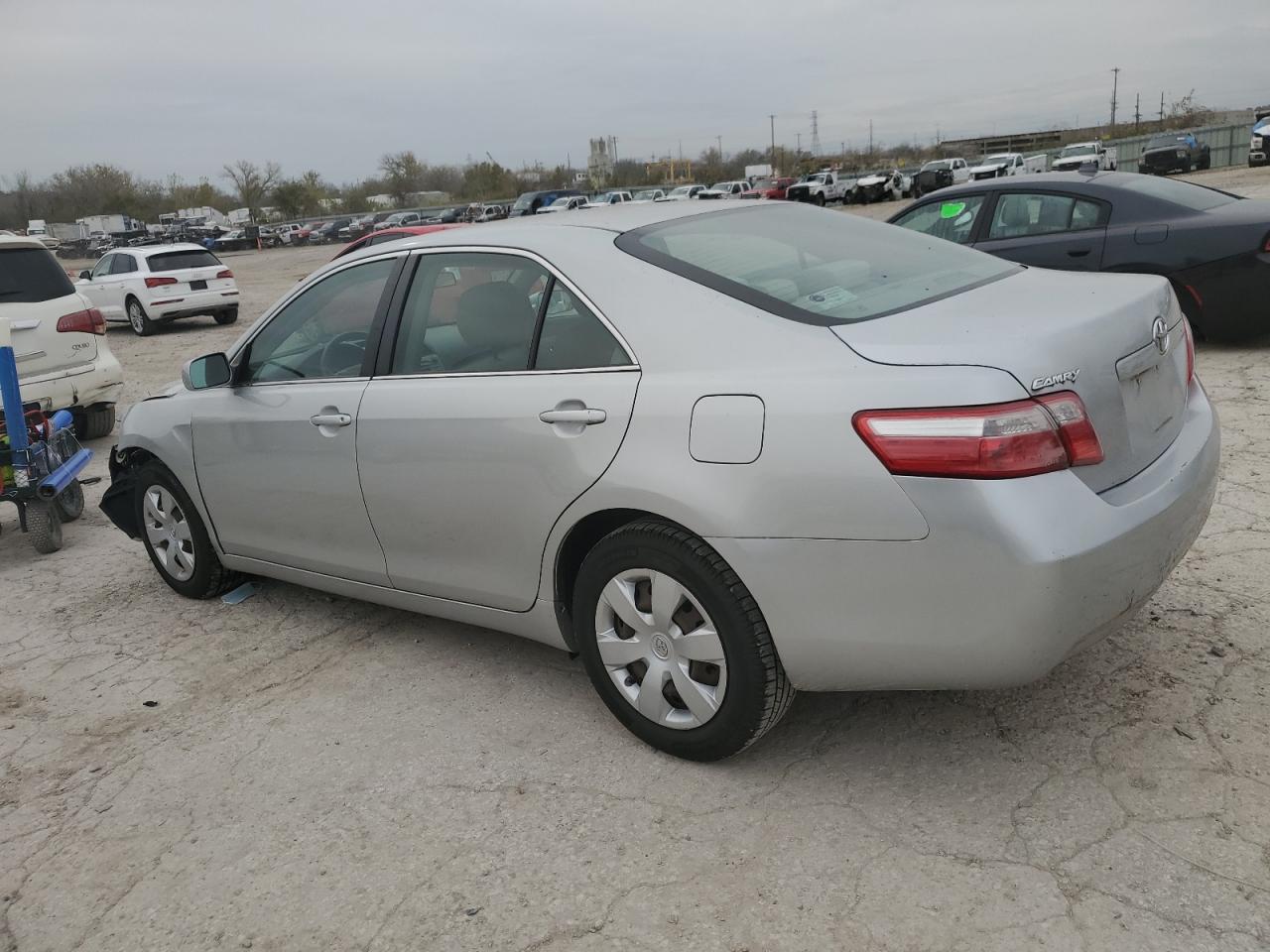 2007 Toyota Camry - Image 2