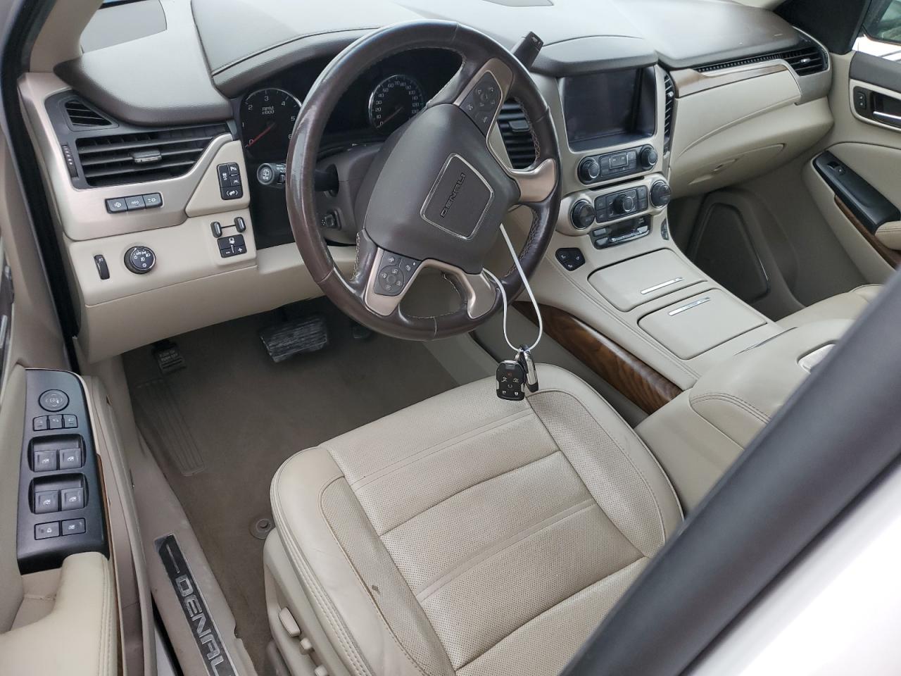 2019 GMC Yukon - Image 8
