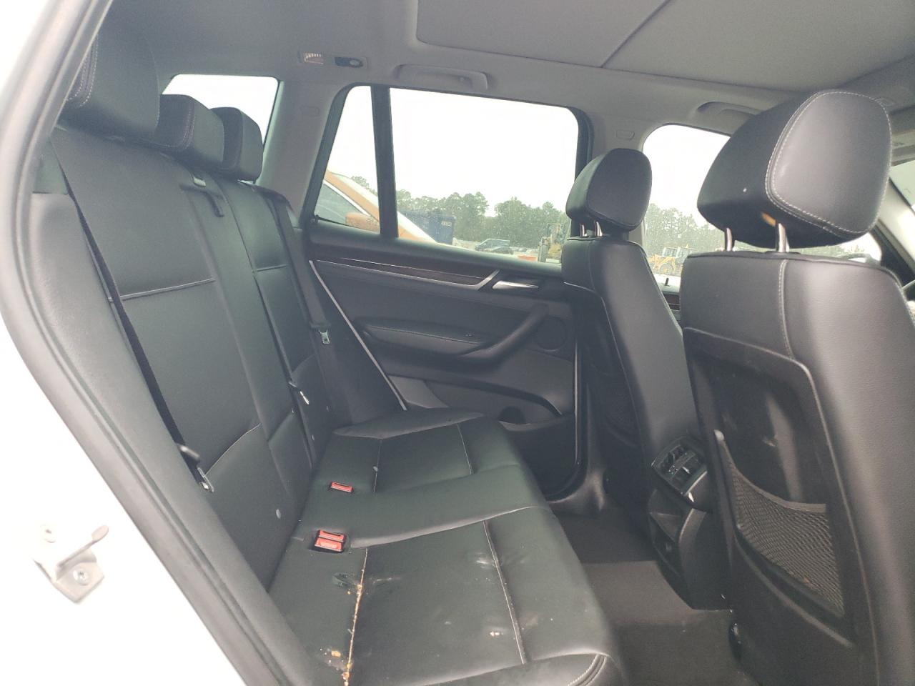 2017 BMW X3 - Image 11