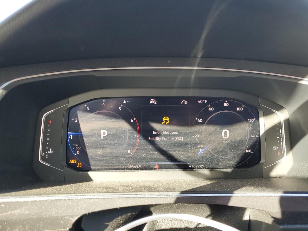 2020 Volkswagen Tiguan - Image 9