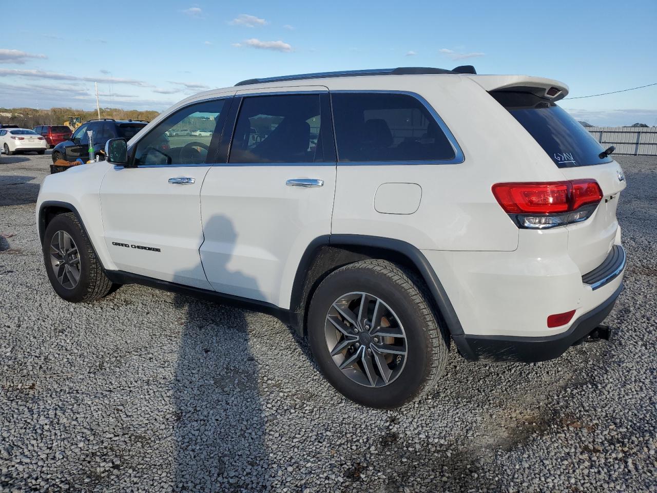 2019 Jeep Grand Cherokee - Image 2