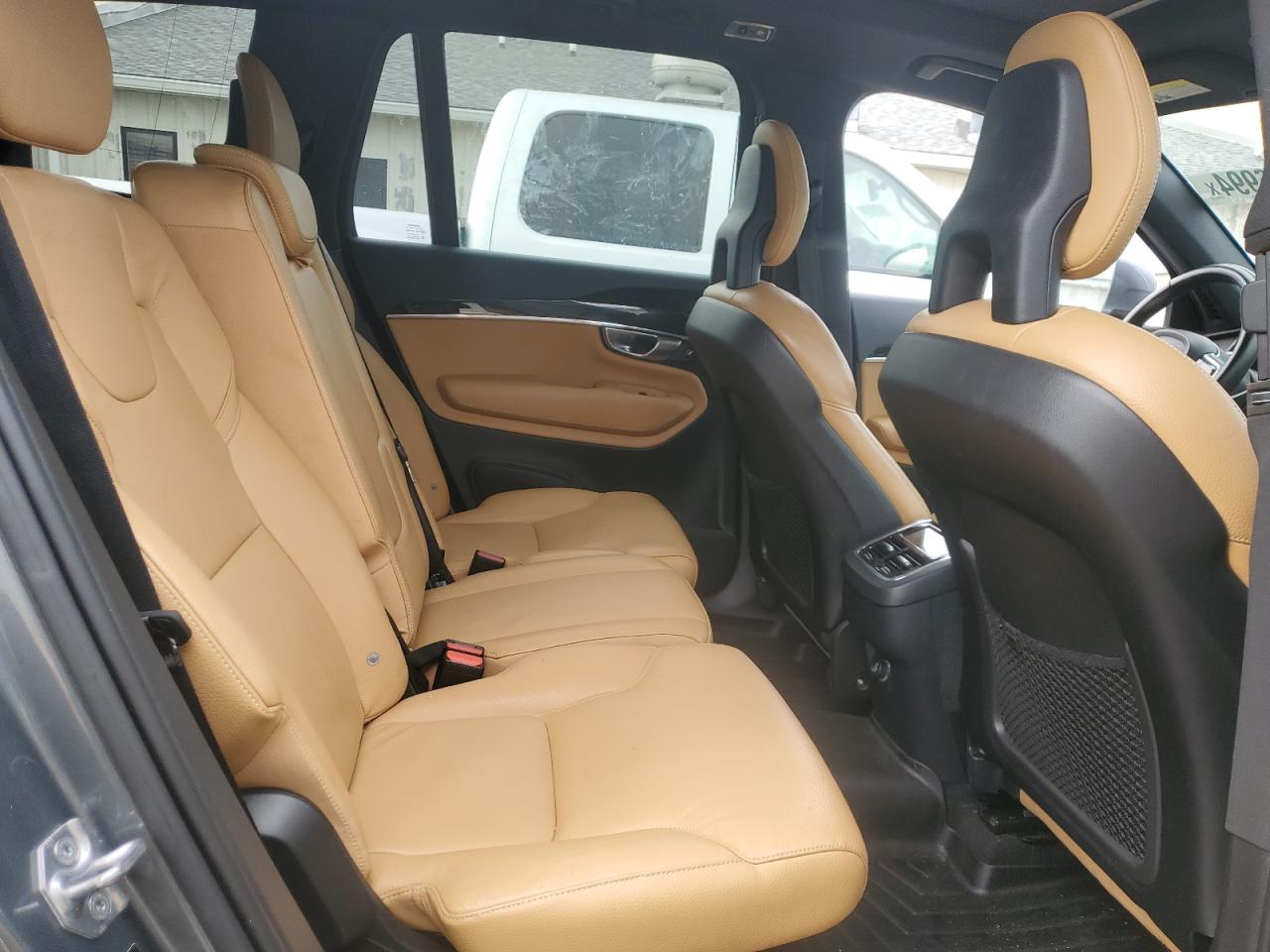 2018 Volvo XC90 - Image 12